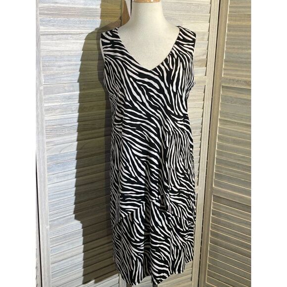 Susan Graver SP Animal Stripe Dress - Picture 10 of 13